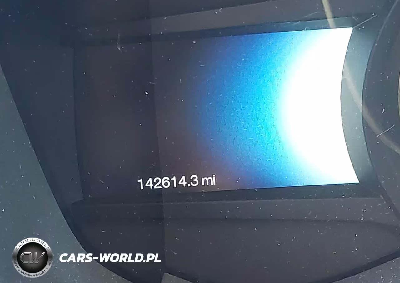 2014 Ford Fusion Energi Titanium VIN:3FA6P0SU4ER256953 - 15