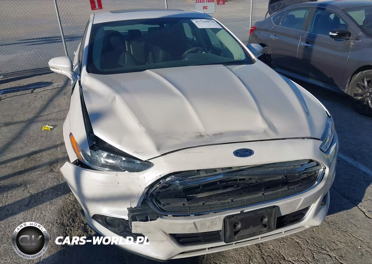 2014 Ford Fusion Energi Titanium VIN:3FA6P0SU4ER256953 - 6