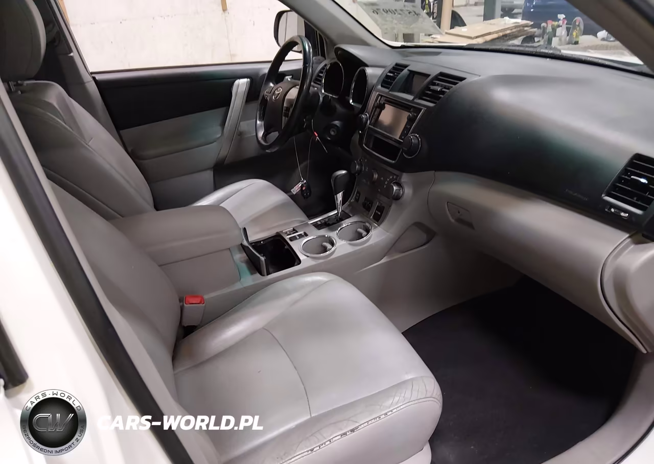 2013 Toyota Highlander Se V6 VIN:5TDBK3EHXDS275011 - 5