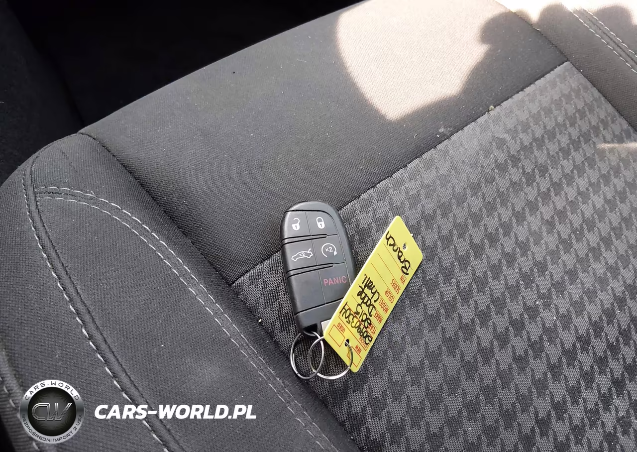 2017 Dodge Challenger Sxt VIN:2C3CDZAG9HH568888 - 11