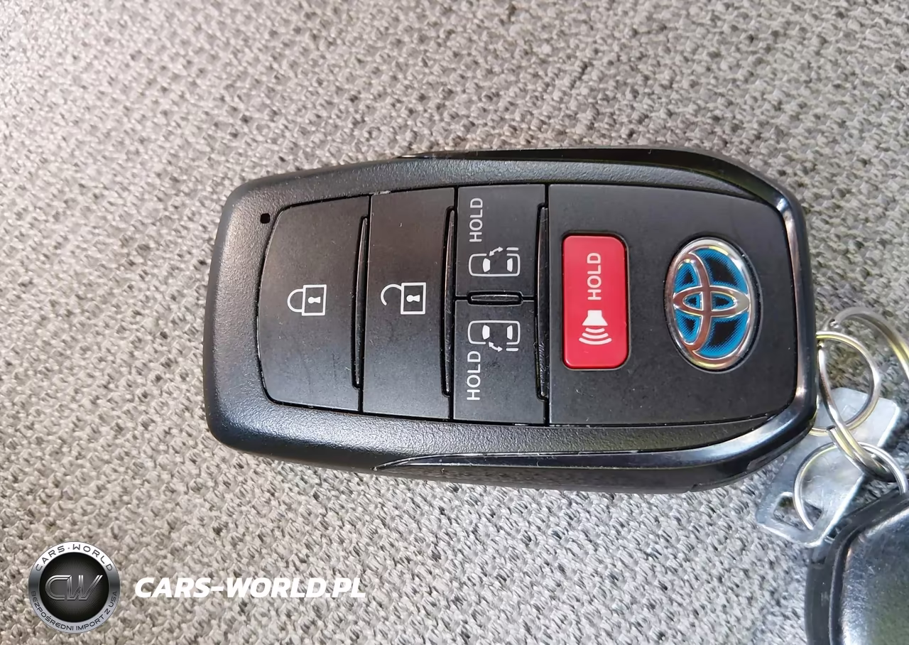 2022 Toyota Sienna Le VIN:5TDKSKFC1NS041838 - 11