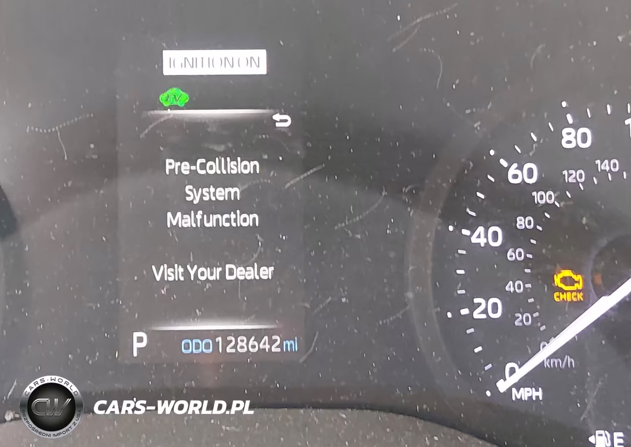 2022 Toyota Sienna Le VIN:5TDKSKFC1NS041838 - 15