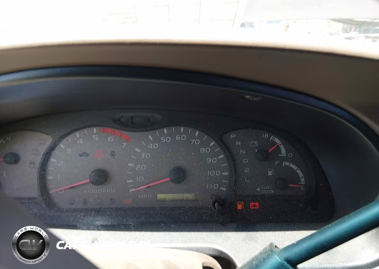 2001 Toyota Sequoia Limited V8 VIN:5TDZT38A61S039395 - 7