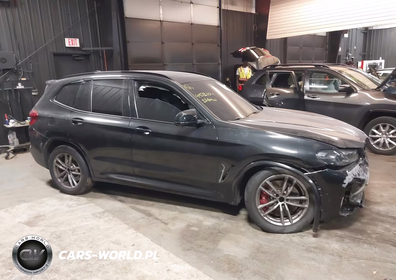2022 BMW X3 M VIN:5YM13EC08N9L34971 - 13