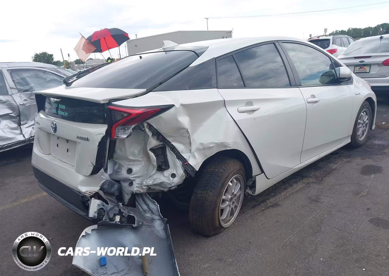 2016 Toyota Prius Two VIN:JTDKBRFU4G3023243 - 6