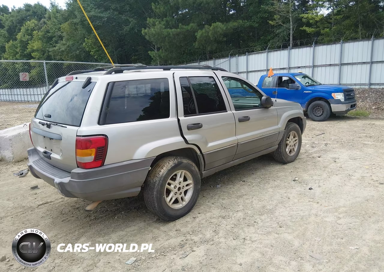 2004 Jeep Grand Cherokee Laredo VIN:1J4GX48S04C304662 - 4