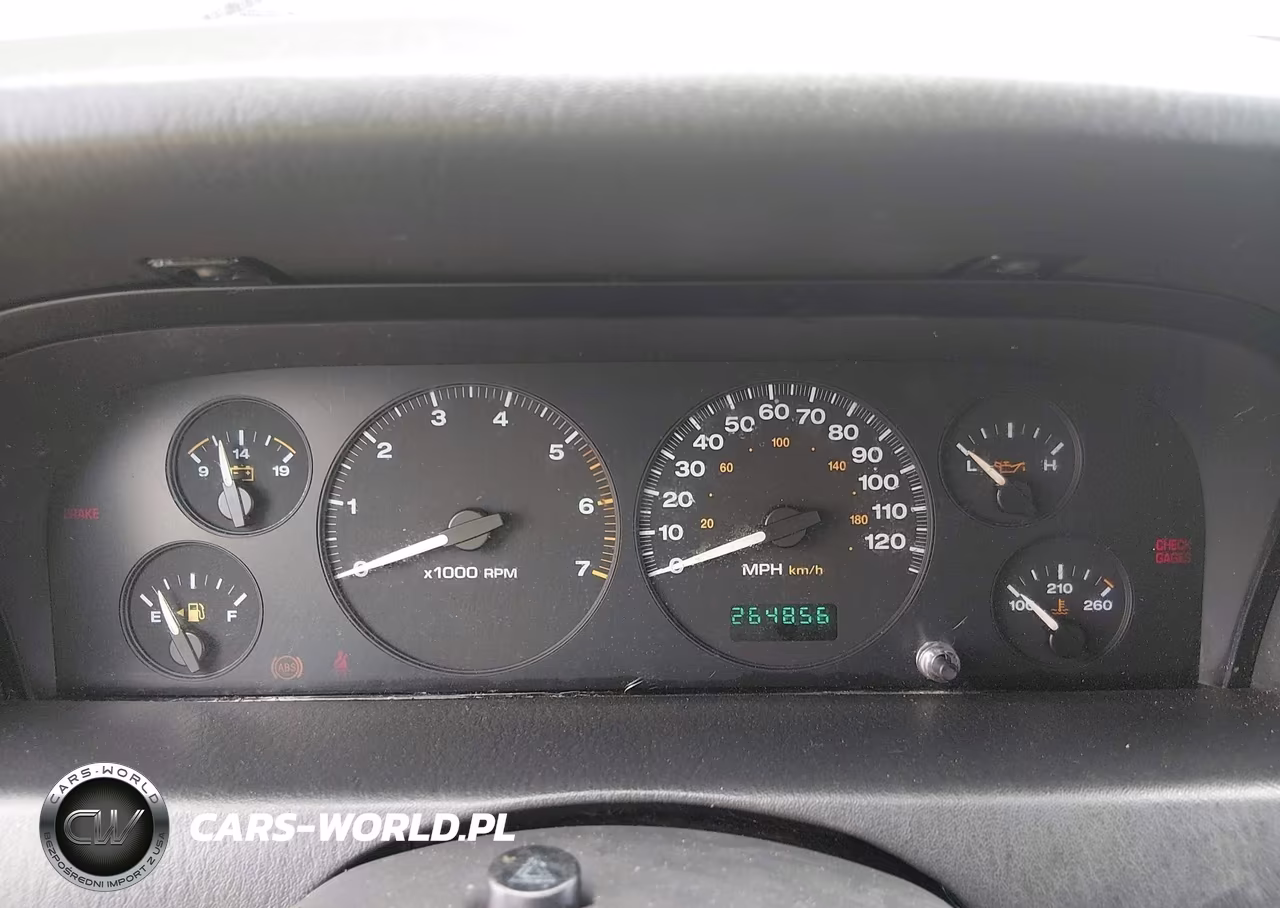 2004 Jeep Grand Cherokee Laredo VIN:1J4GX48S04C304662 - 7
