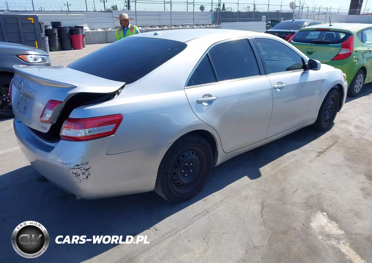 2011 Toyota Camry Le VIN:4T4BF3EK6BR152932 - 4