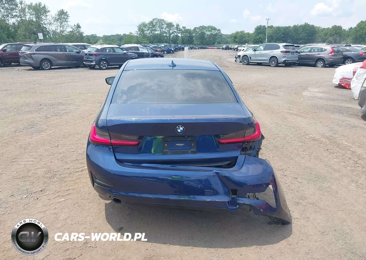 2019 BMW 330I xDrive VIN:WBA5R7C56KAJ83796 - 16