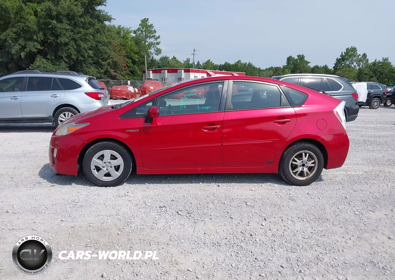 2011 Toyota Prius Three VIN:JTDKN3DU4B0302354 - 14