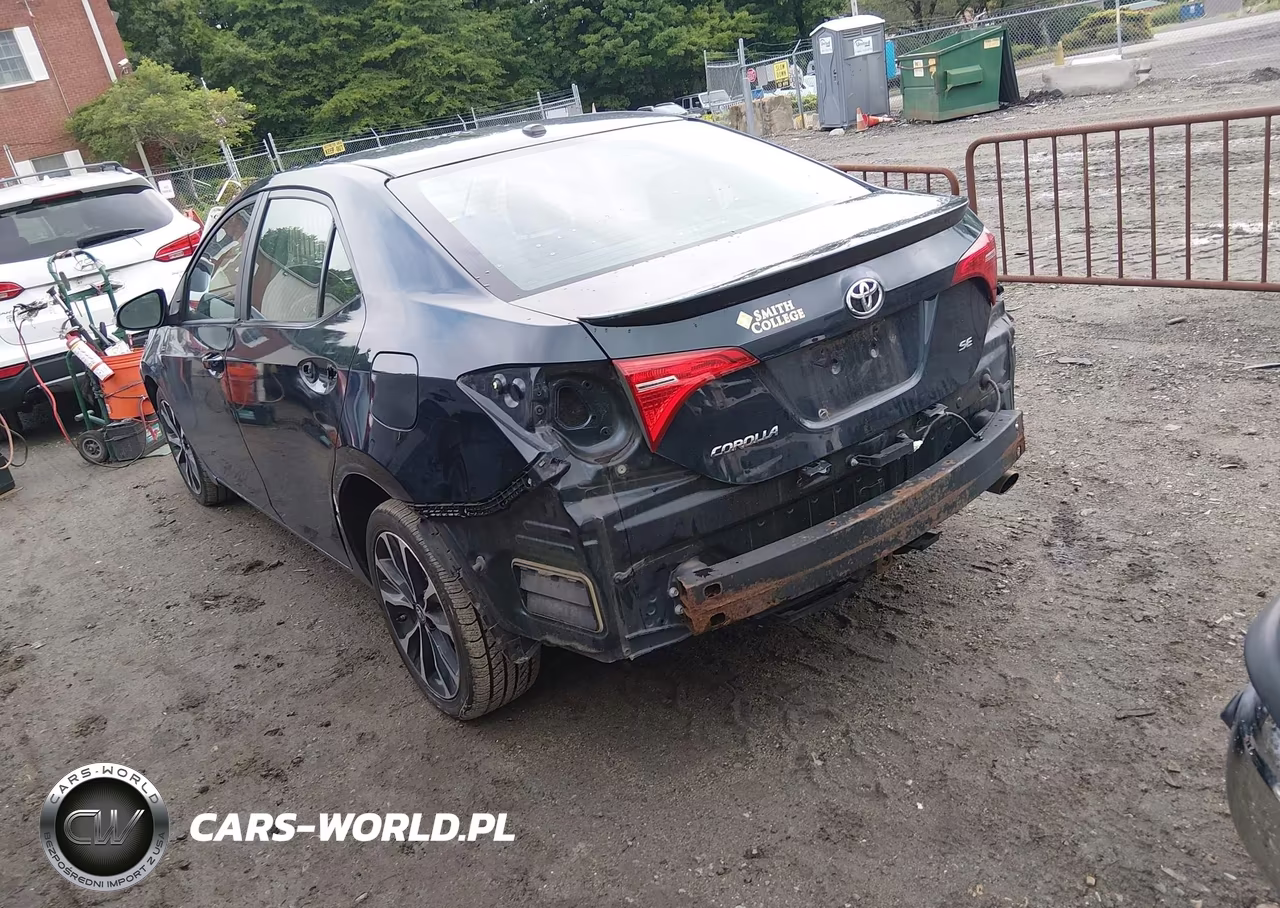 2017 Toyota Corolla Se VIN:2T1BURHE5HC807245 - 3