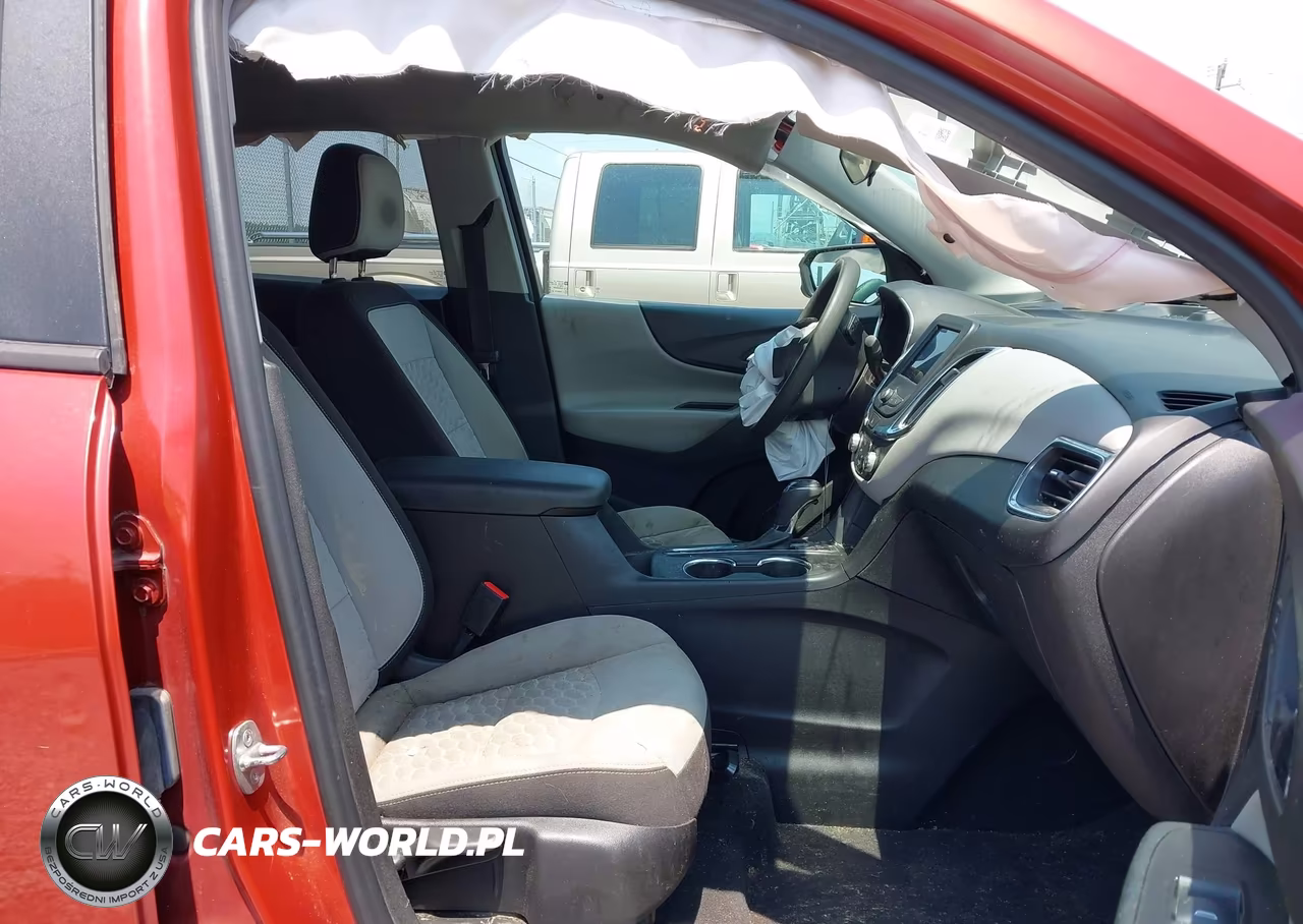 2020 Chevrolet Equinox Awd Ls VIN:2GNAXSEV6L6258090 - 5