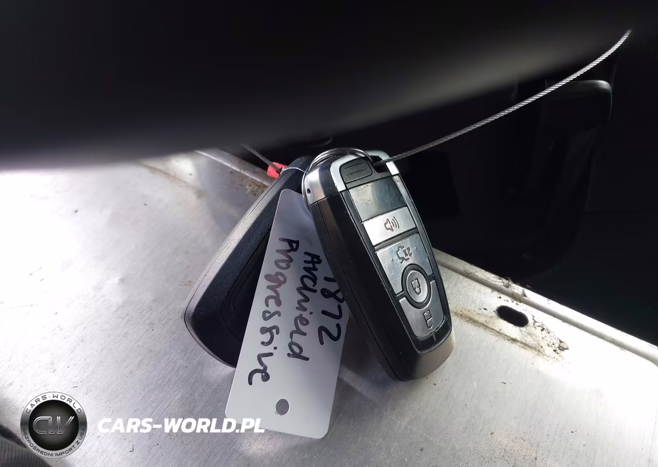 2022 Ford Mustang Ecoboost Fastback VIN:1FA6P8THXN5109989 - 11