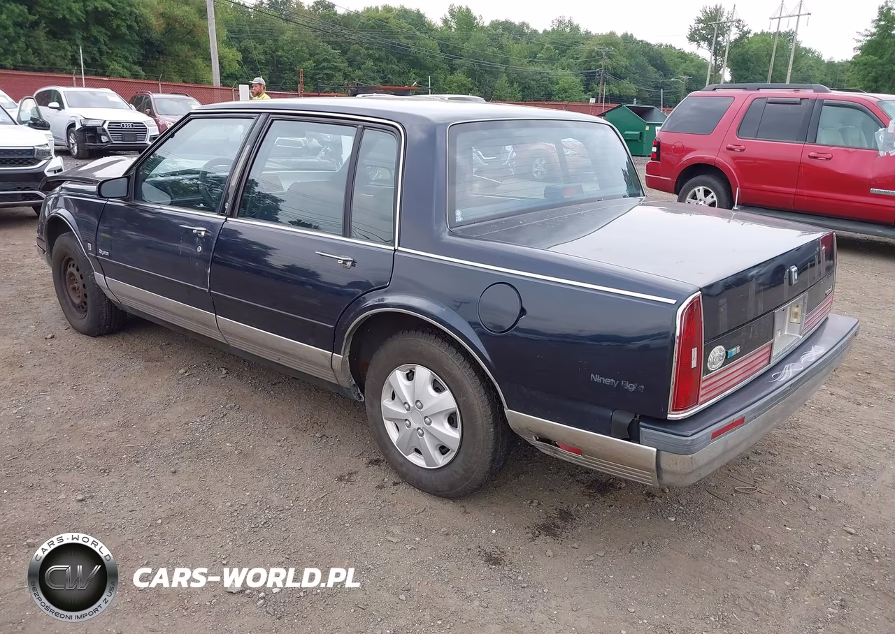 1989 Oldsmobile 98 Regency Brougham VIN:1G3CW54C4K4302044 - 3