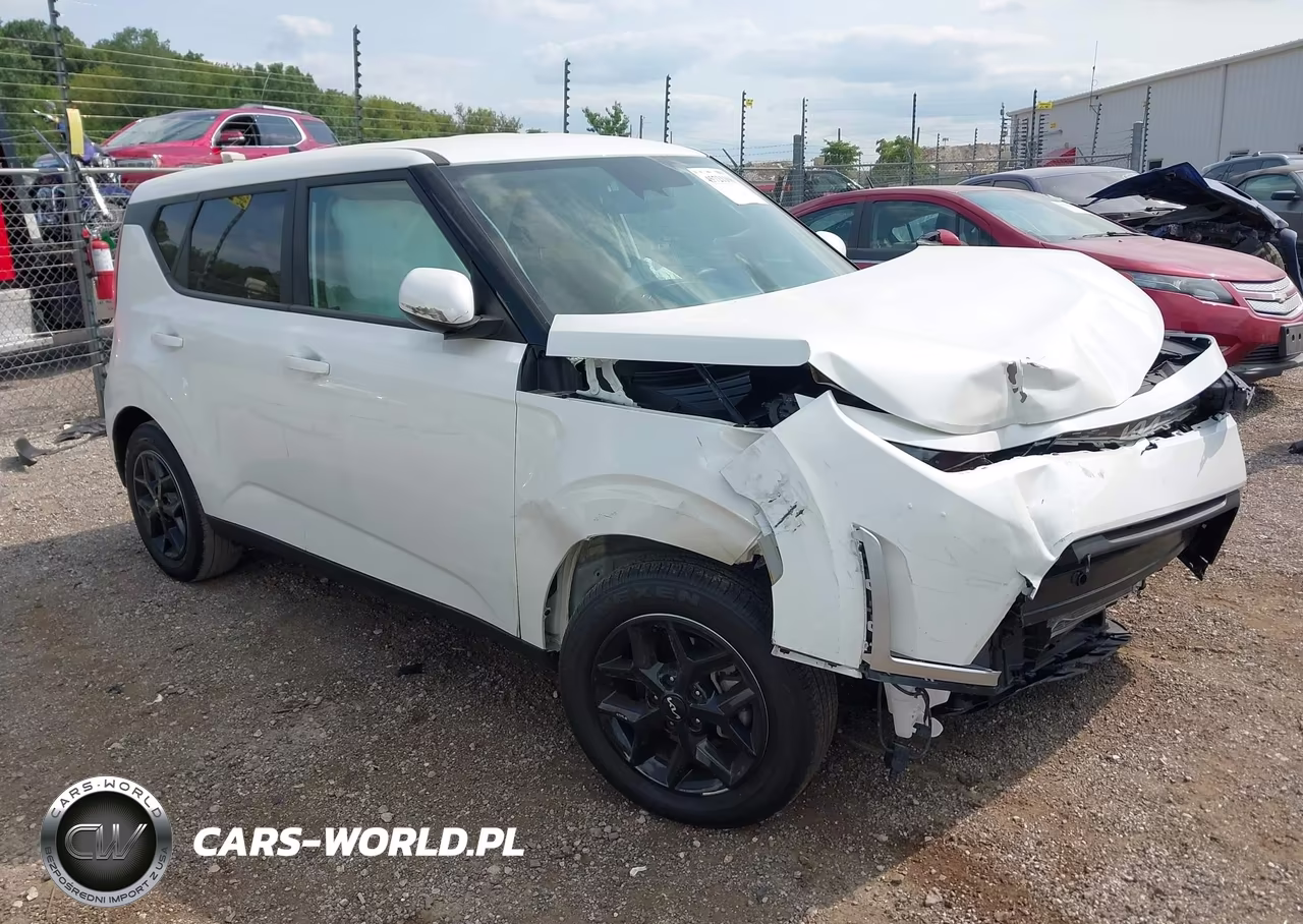 2025 Kia Soul Lx