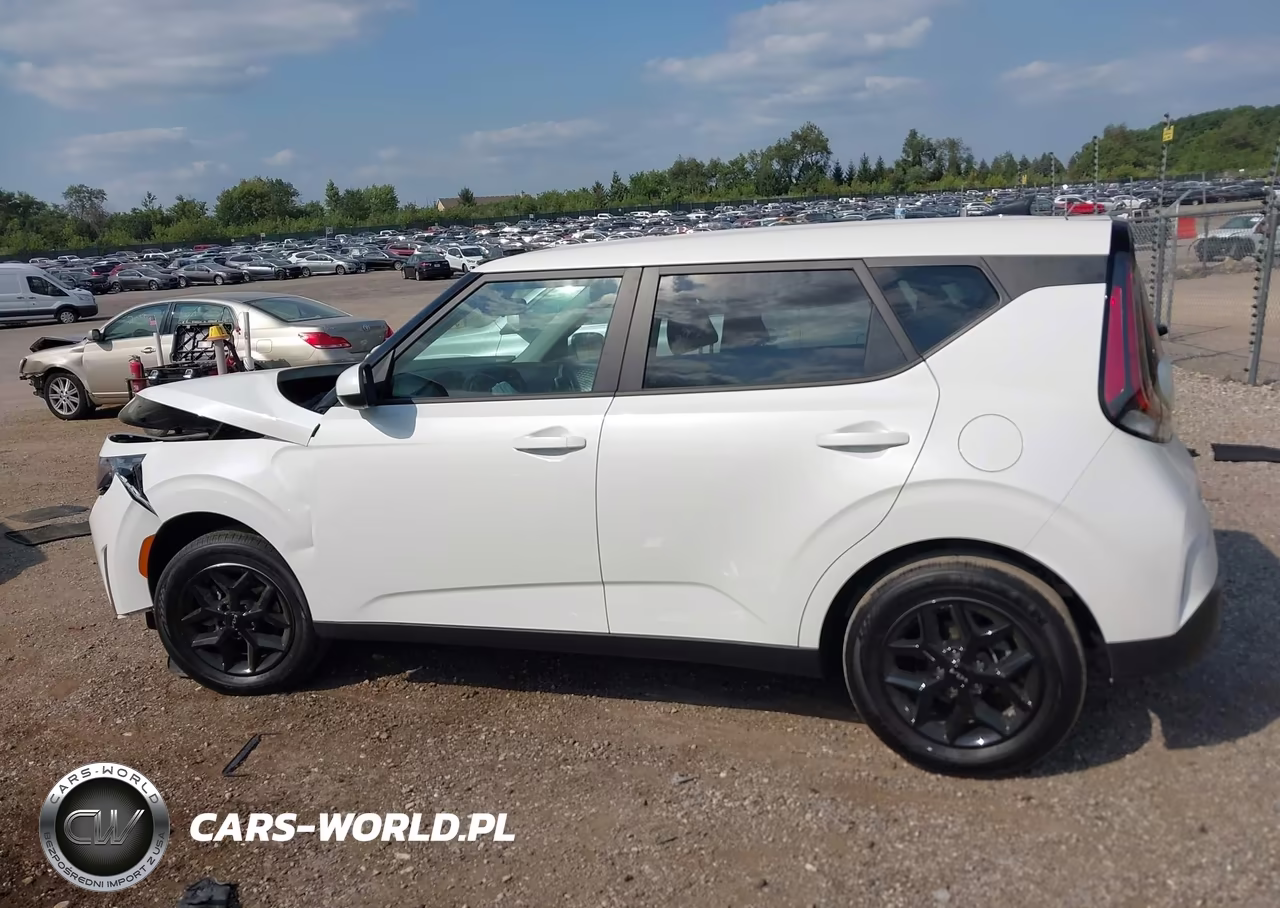 2025 Kia Soul Lx VIN:KNDJ23AU3S7965351 - 14