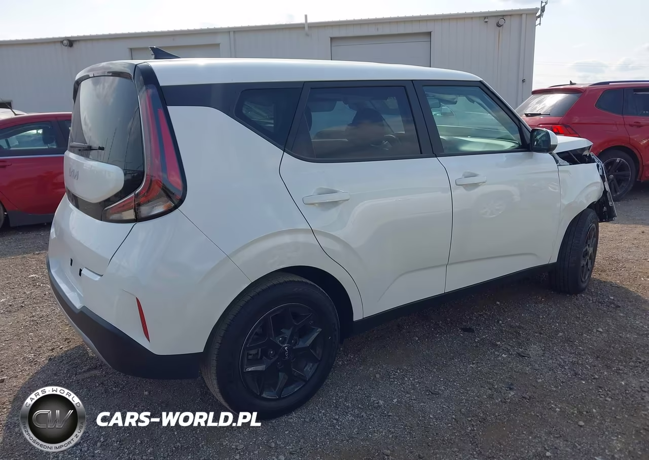 2025 Kia Soul Lx VIN:KNDJ23AU3S7965351 - 4