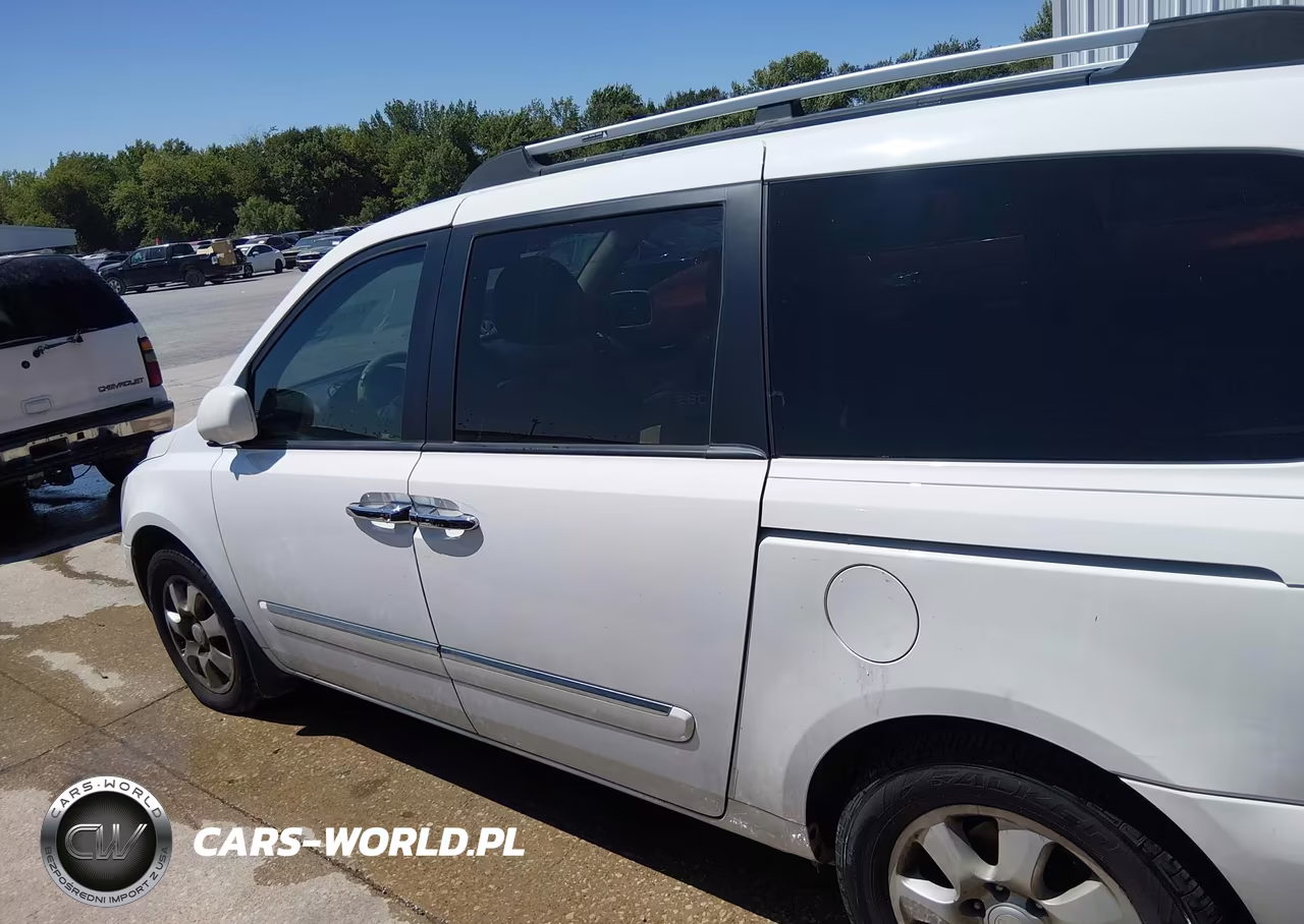 2008 Hyundai Entourage Gls-Limited VIN:KNDMC233686056902 - 14