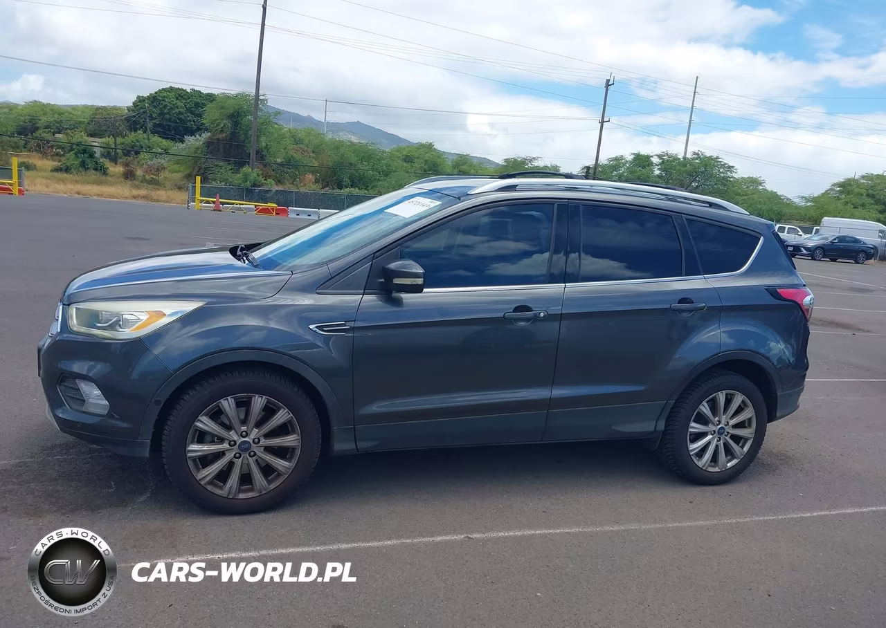 2018 Ford Escape Titanium VIN:1FMCU0J91JUB28090 - 14