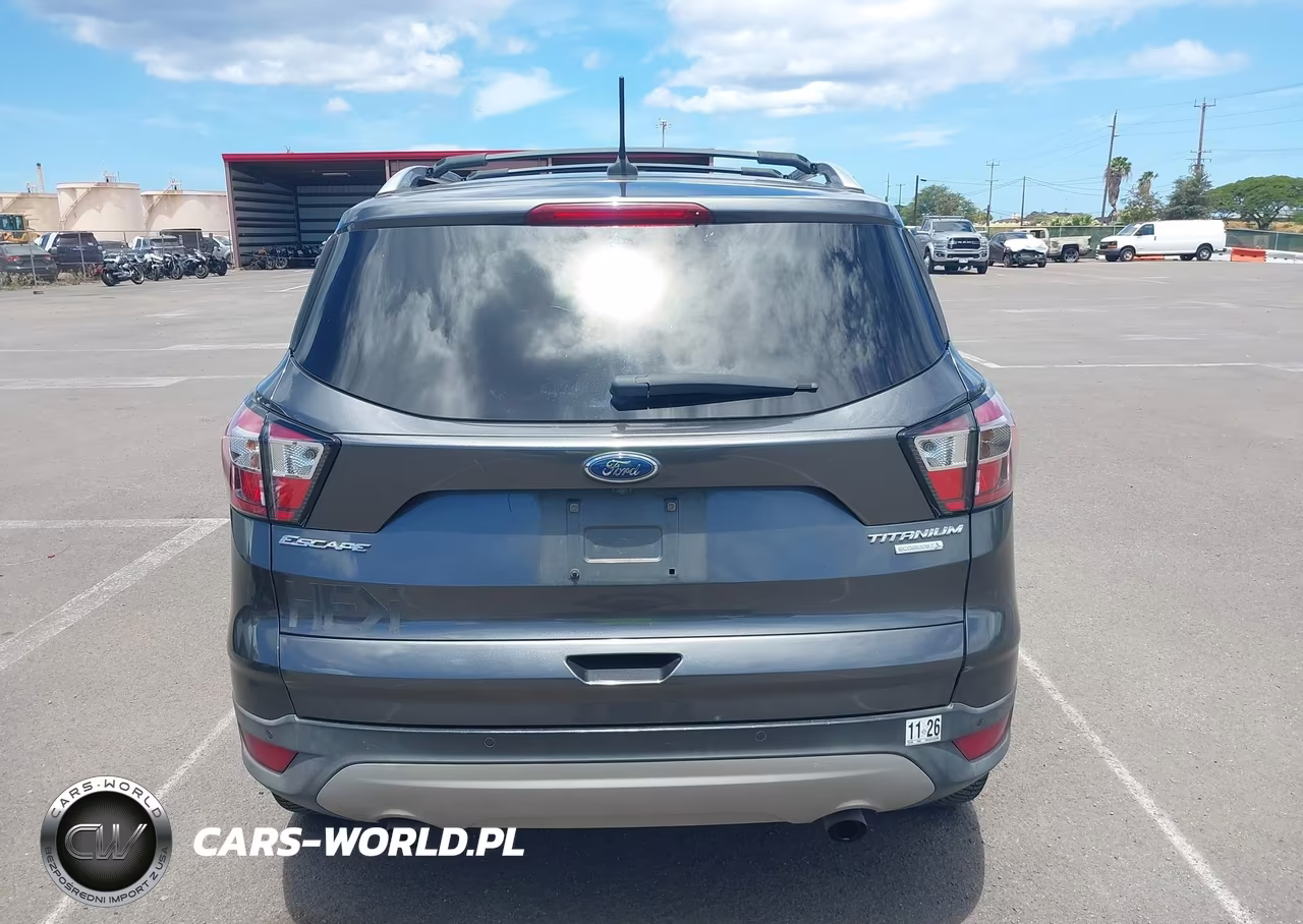 2018 Ford Escape Titanium VIN:1FMCU0J91JUB28090 - 16