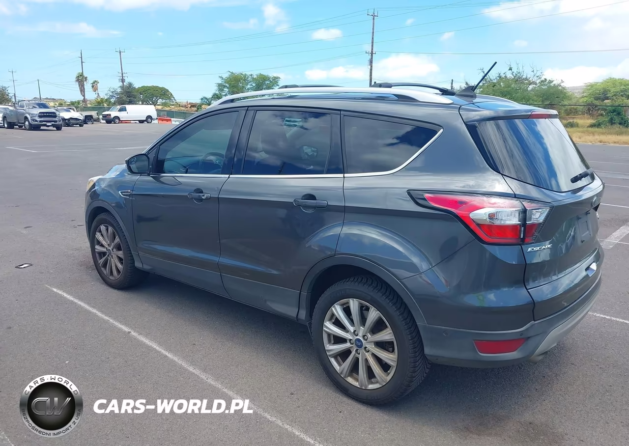 2018 Ford Escape Titanium VIN:1FMCU0J91JUB28090 - 3