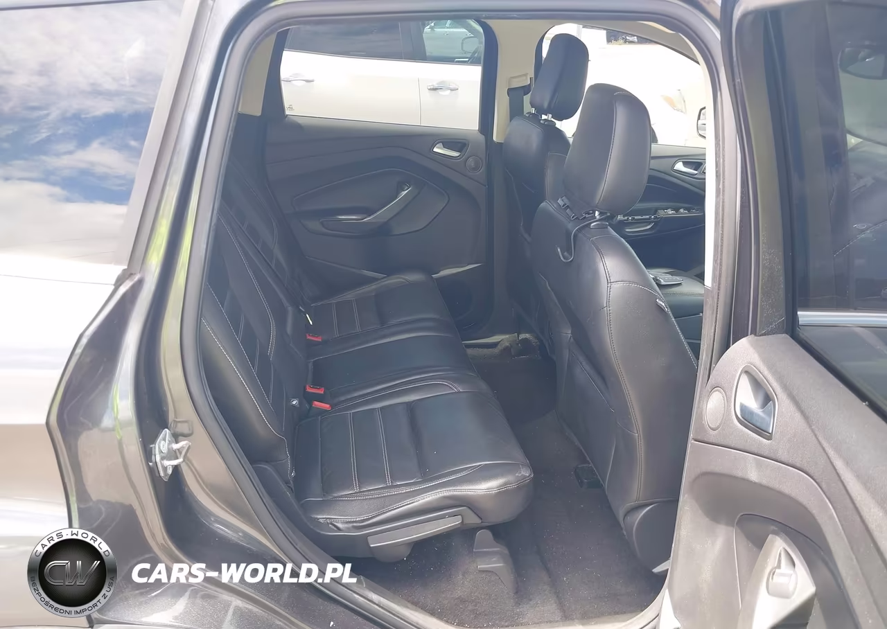 2018 Ford Escape Titanium VIN:1FMCU0J91JUB28090 - 8