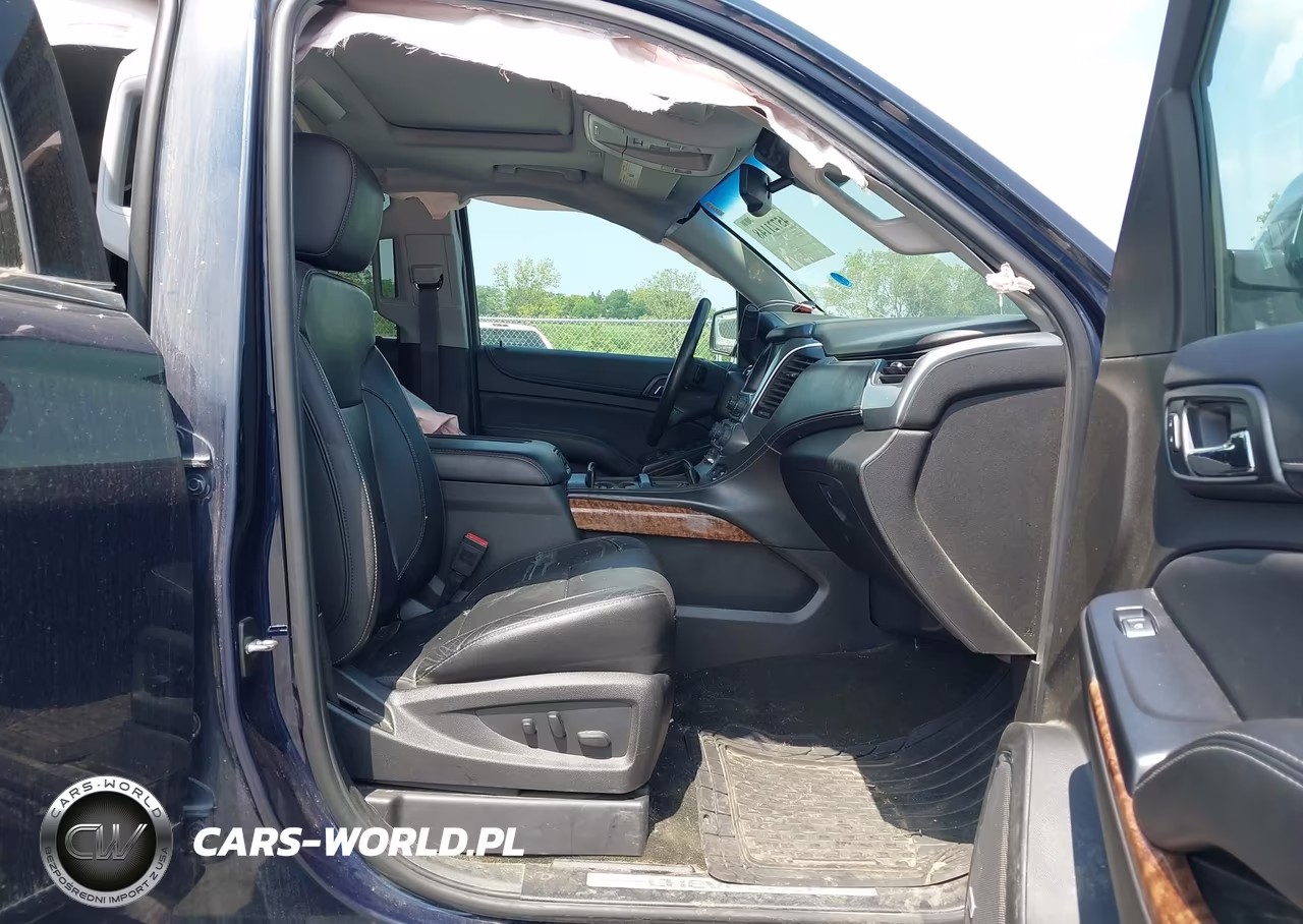 2017 Chevrolet Tahoe Premier VIN:1GNSKCKC6HR172141 - 5