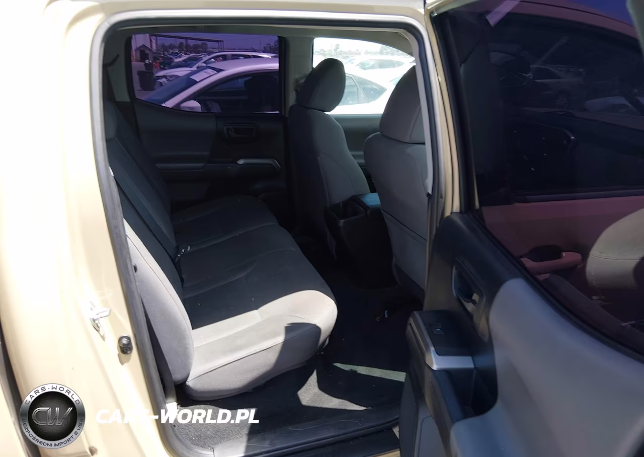 2017 Toyota Tacoma Sr5 VIN:5TFAX5GN4HX076208 - 8