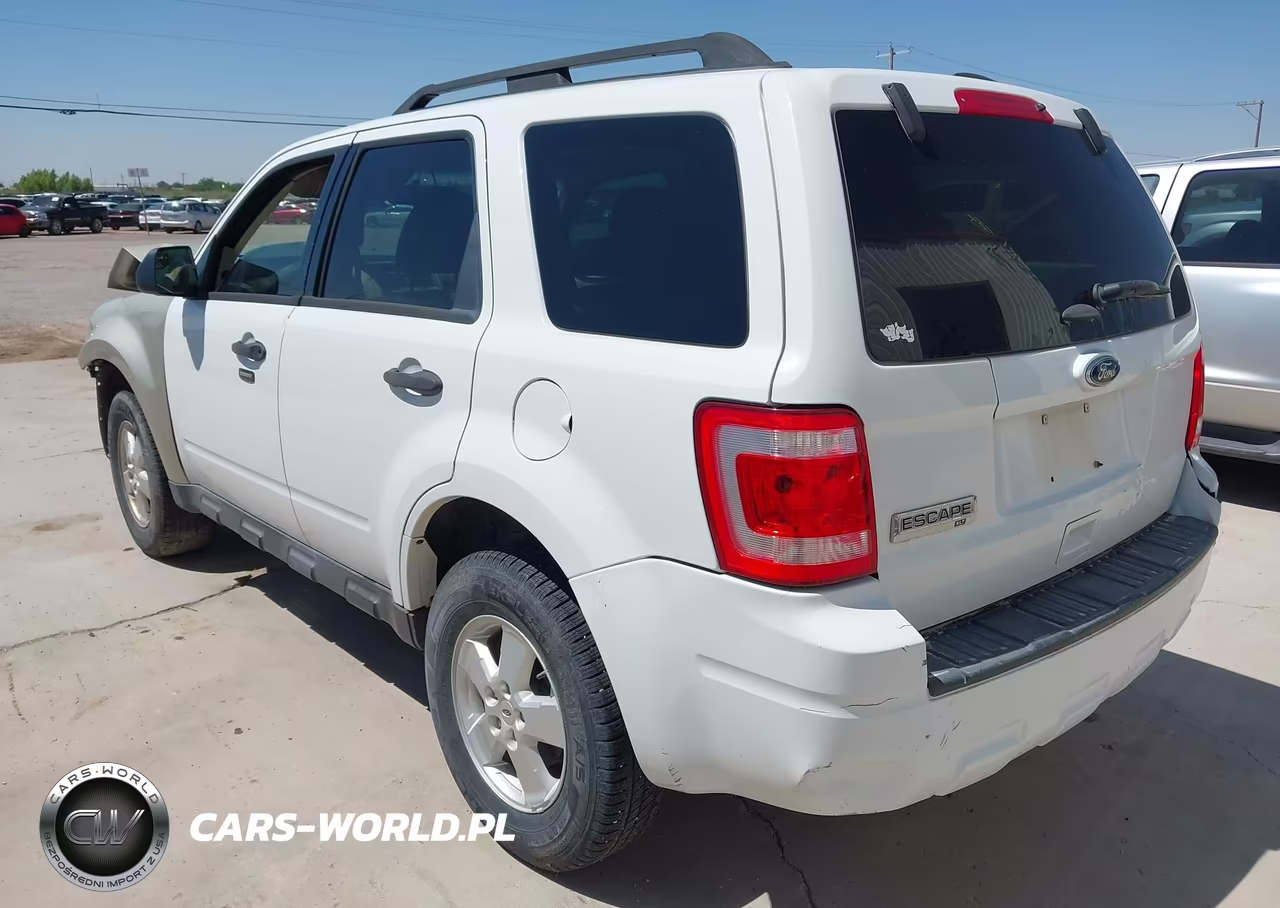 2011 Ford Escape Xlt VIN:1FMCU9D78BKB26462 - 3