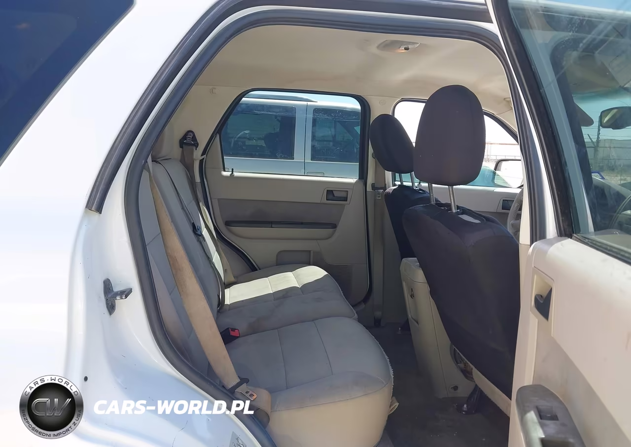2011 Ford Escape Xlt VIN:1FMCU9D78BKB26462 - 8