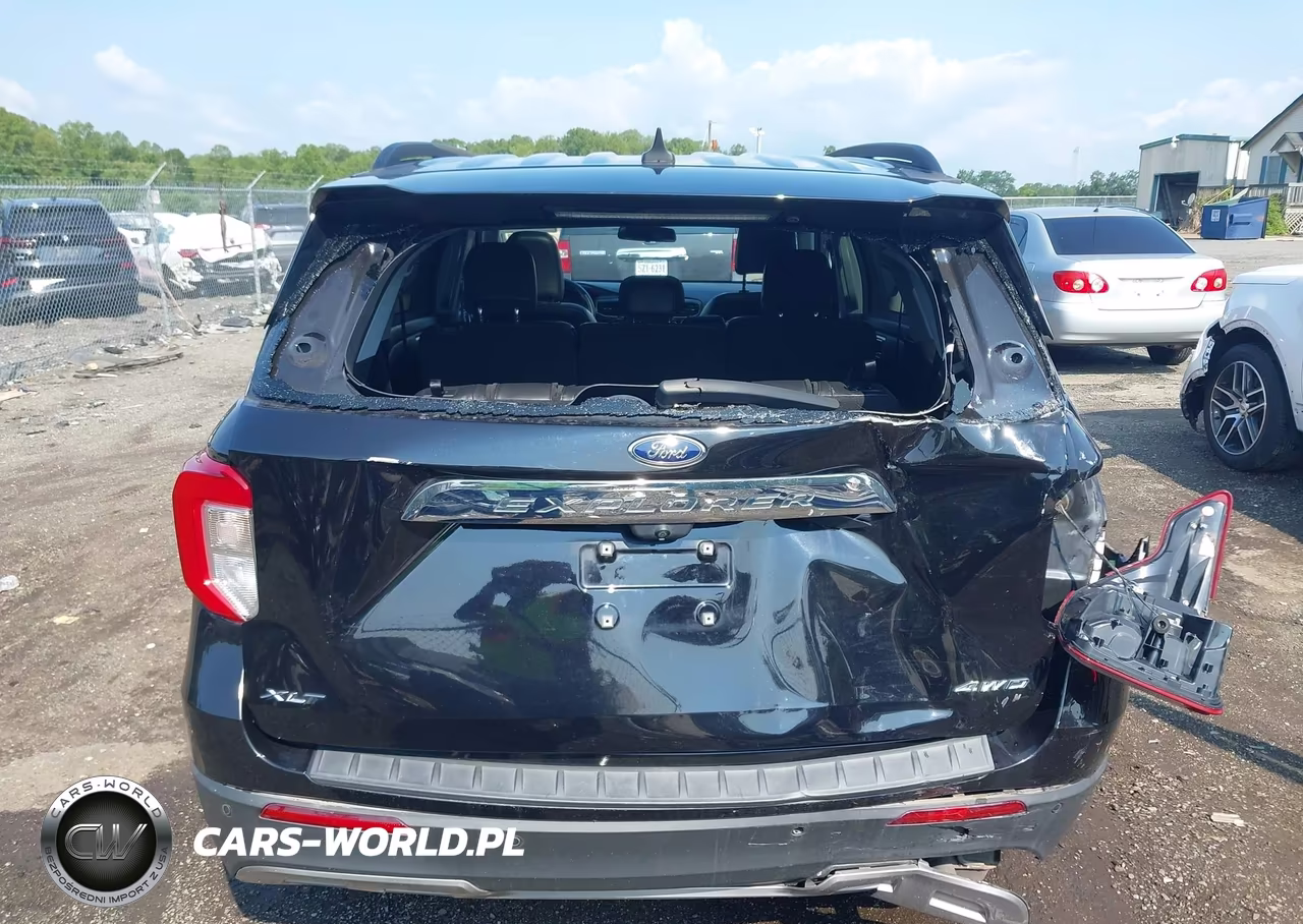 2021 Ford Explorer Xlt VIN:1FMSK8DH4MGA25770 - 17
