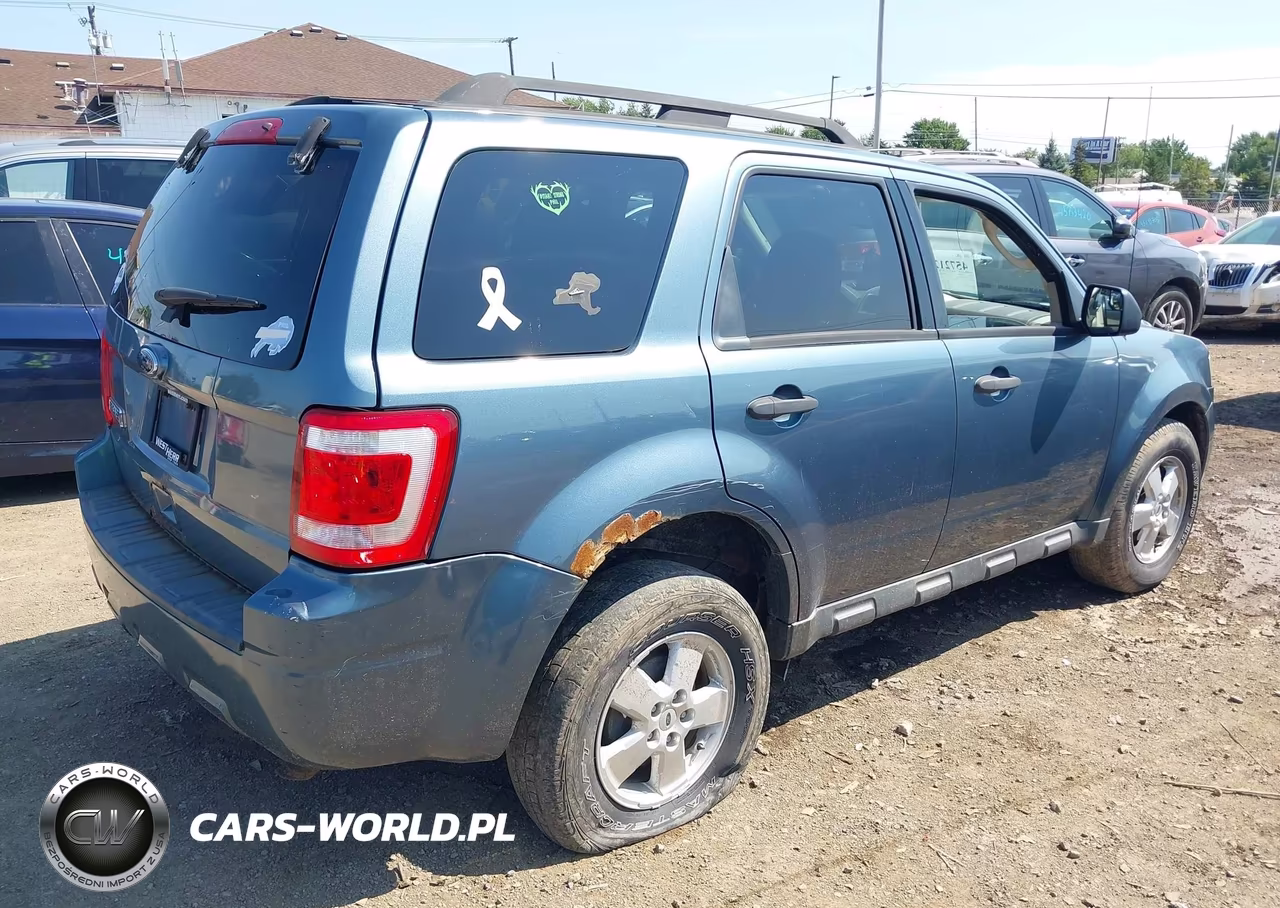 2010 Ford Escape Xlt VIN:1FMCU9D76AKA09025 - 4