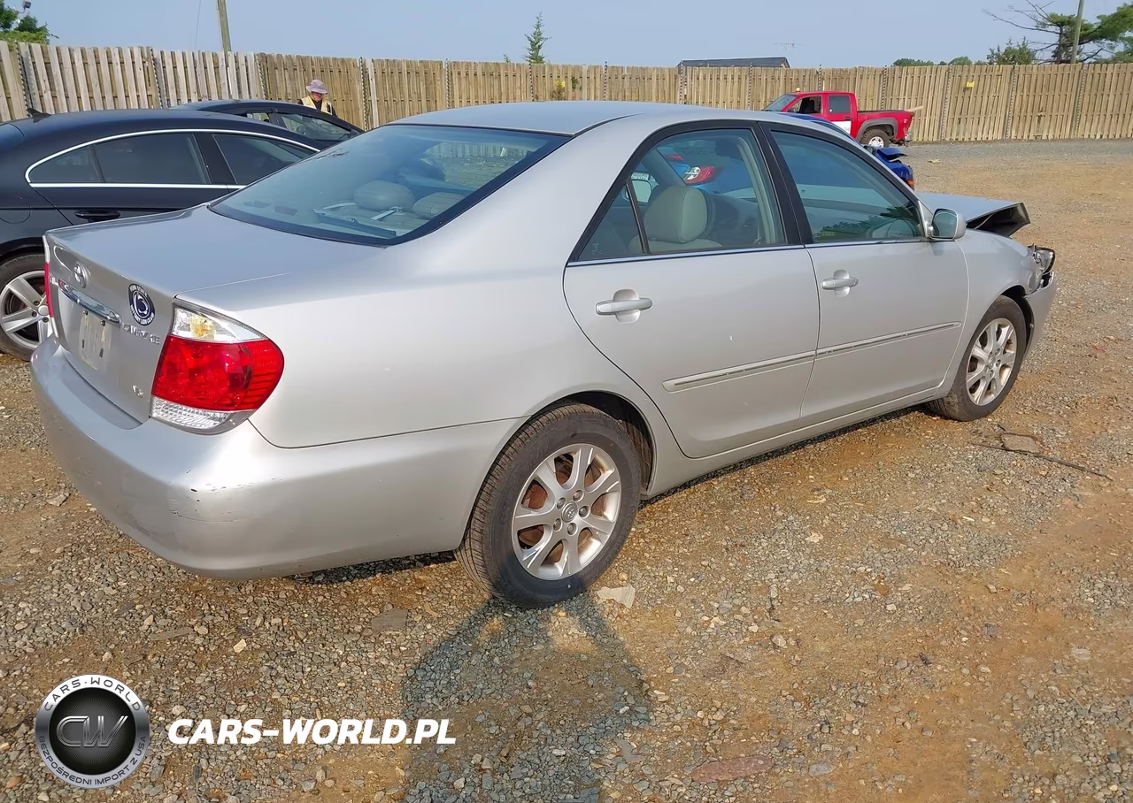 2006 Toyota Camry Xle V6 VIN:4T1BF32K56U628978 - 4