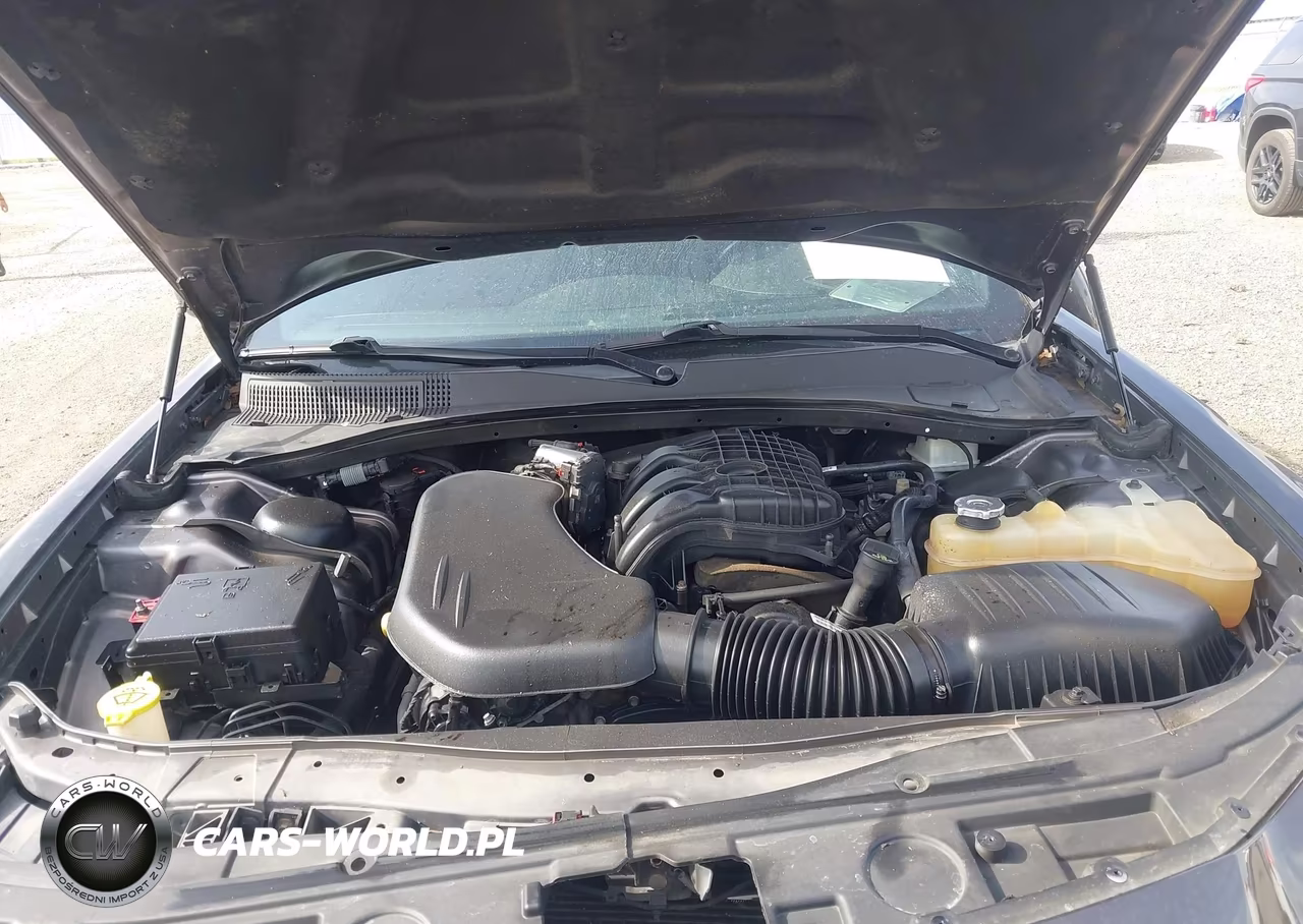 2016 Chrysler 300 300S VIN:2C3CCABG6GH294860 - 10