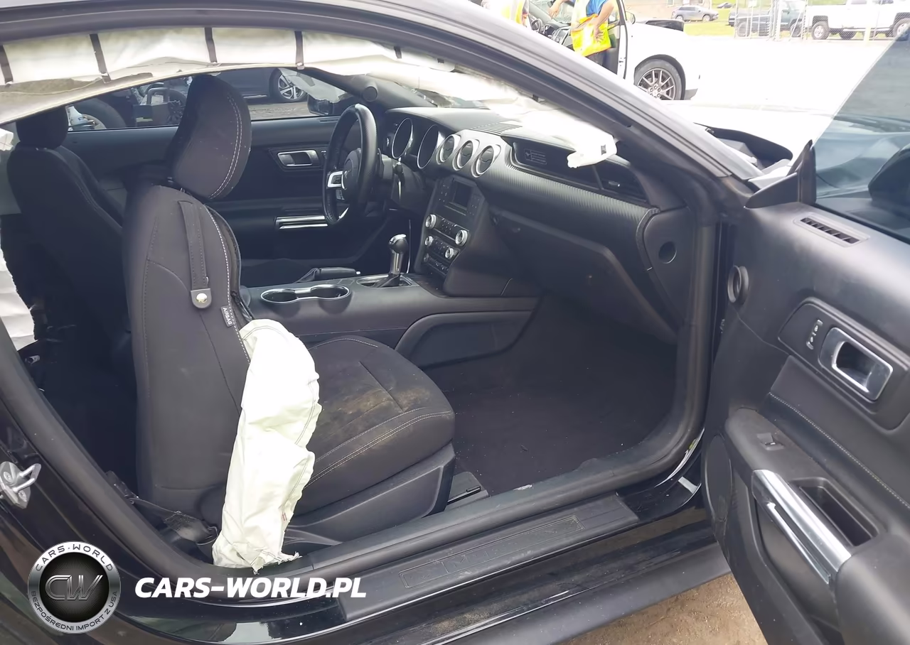 2020 Ford Mustang Ecoboost Fastback VIN:1FA6P8TH5L5129418 - 5