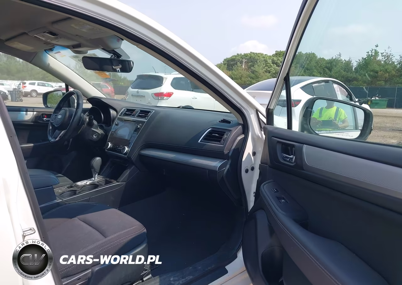 2018 Subaru Legacy 2.5I Premium VIN:4S3BNAF64J3040495 - 5