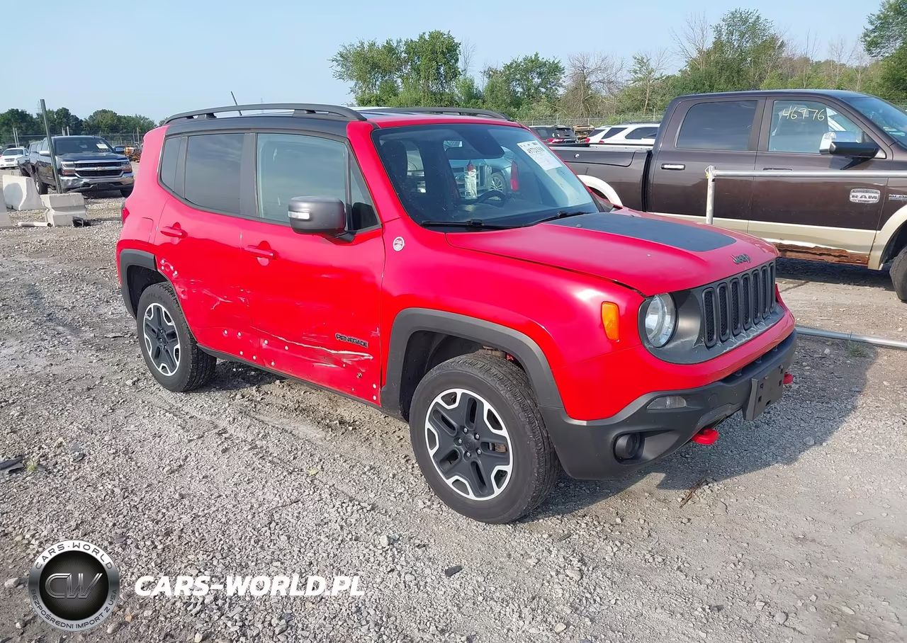 2016 Jeep Renegade Trailhawk – zdjęcie 1 z 17