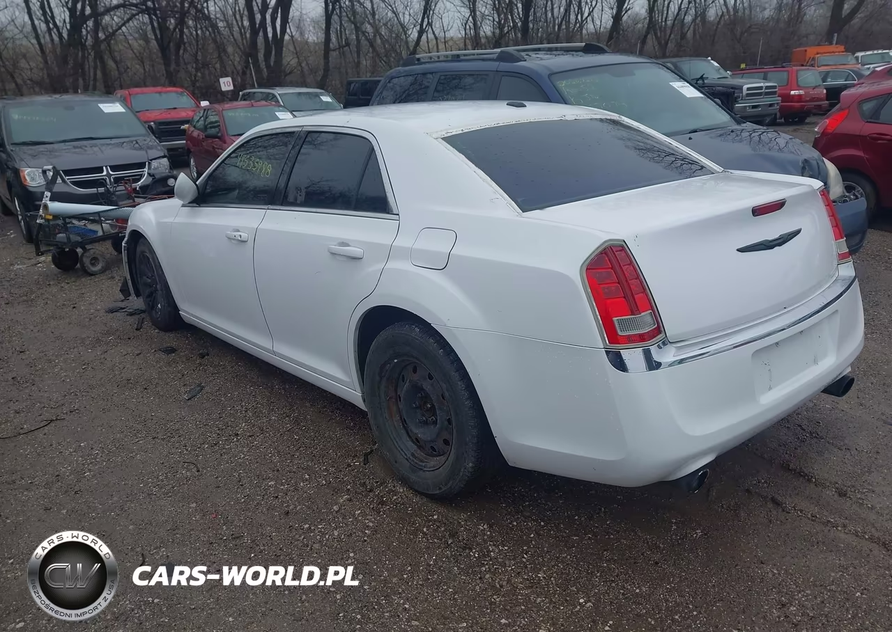 2014 Chrysler 300 VIN:2C3CCAAG5EH175518 - 3