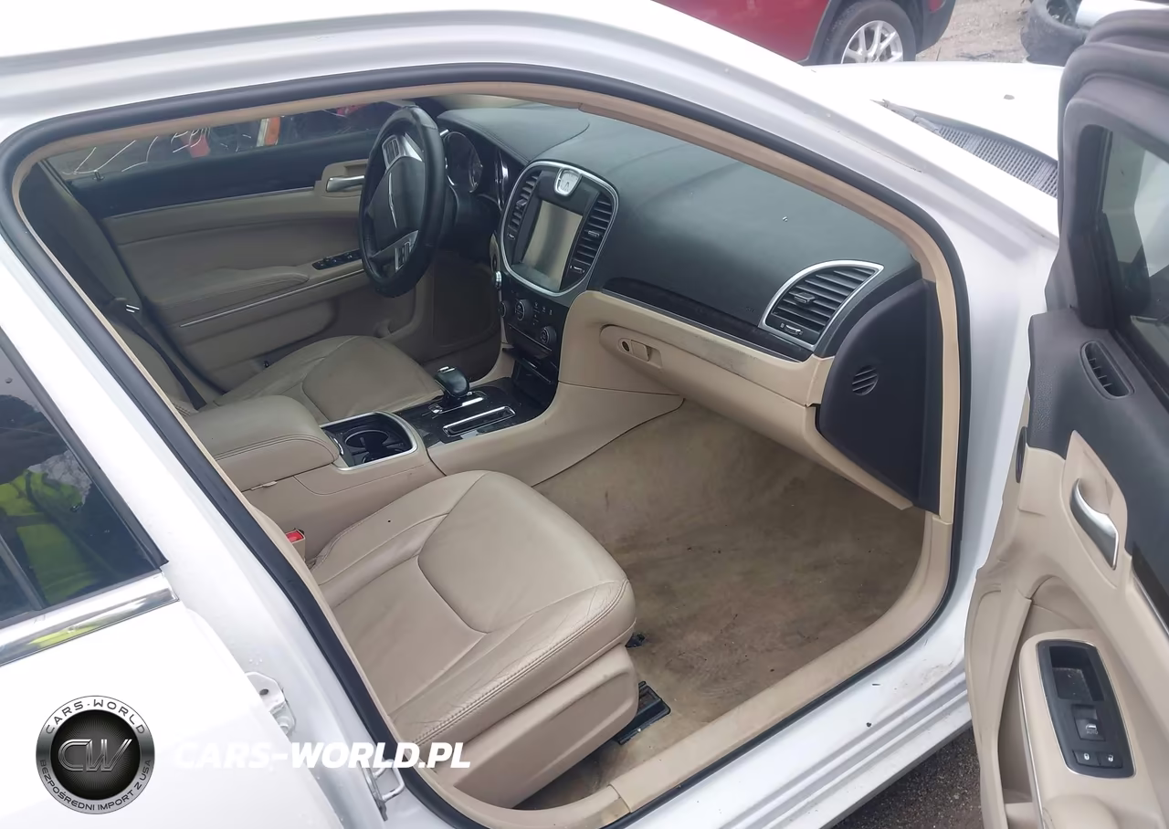 2014 Chrysler 300 VIN:2C3CCAAG5EH175518 - 5