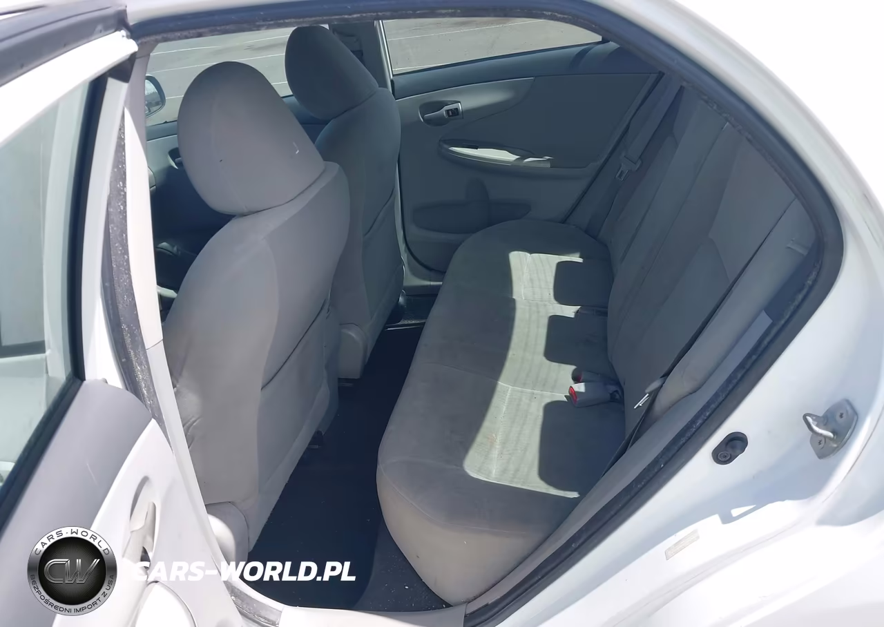2010 Toyota Corolla Le VIN:1NXBU4EE8AZ225622 - 8