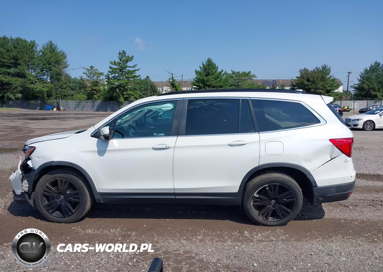 2021 Honda Pilot Awd Special Edition VIN:5FNYF6H25MB013392 - 14