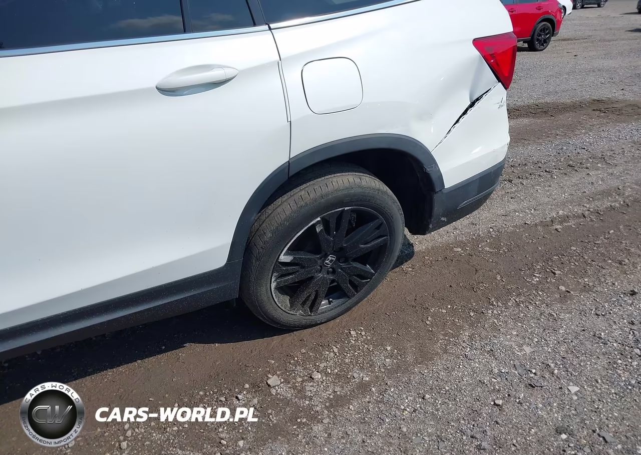 2021 Honda Pilot Awd Special Edition VIN:5FNYF6H25MB013392 - 17