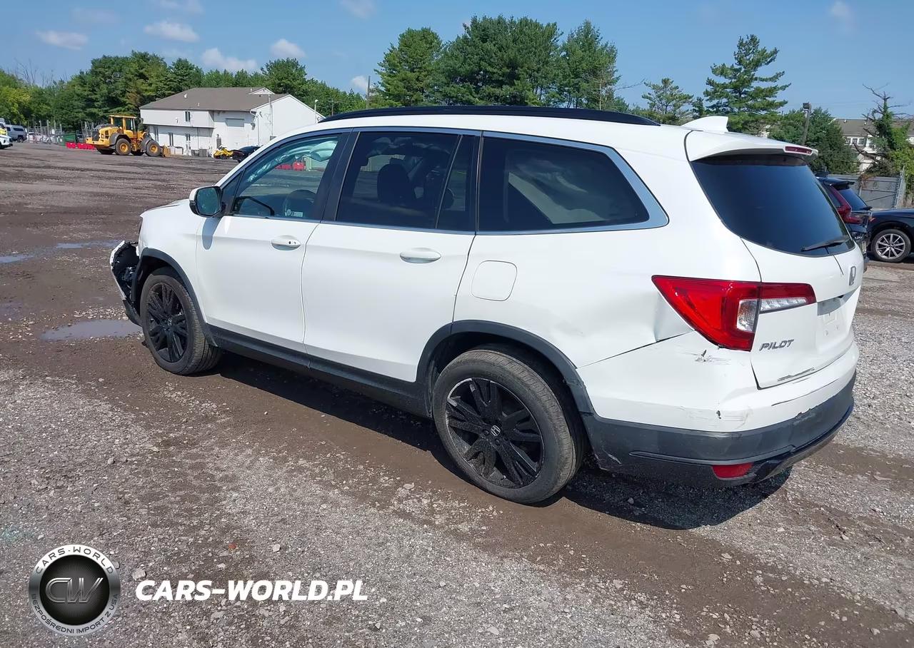 2021 Honda Pilot Awd Special Edition VIN:5FNYF6H25MB013392 - 3