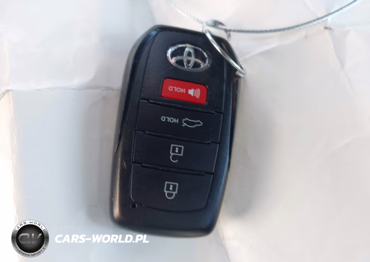 2026 Toyota Camry Se VIN:4T1DBADK8TU047329 - 11