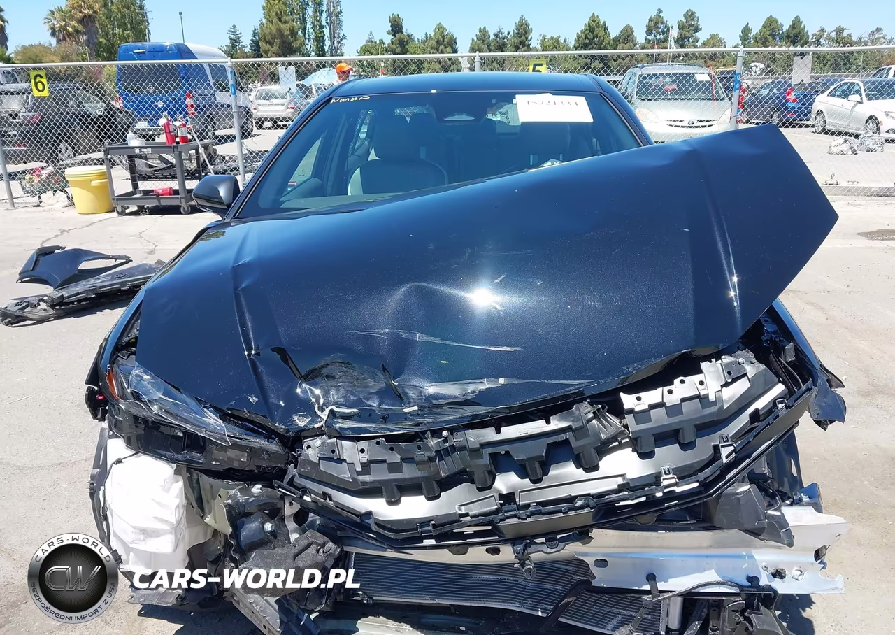 2026 Toyota Camry Se VIN:4T1DBADK8TU047329 - 13