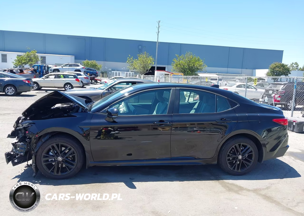 2026 Toyota Camry Se VIN:4T1DBADK8TU047329 - 15