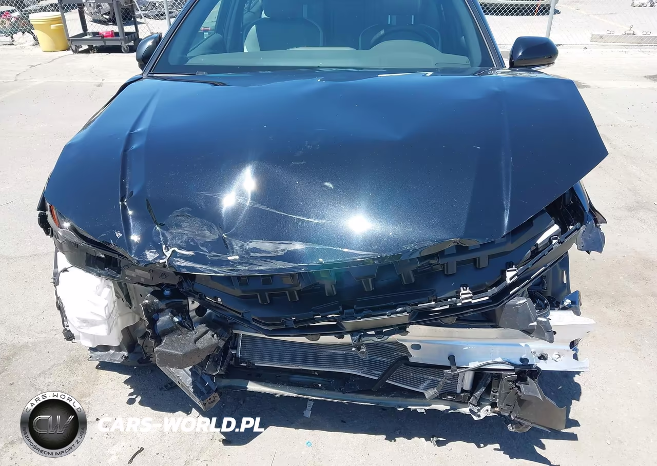2026 Toyota Camry Se VIN:4T1DBADK8TU047329 - 6