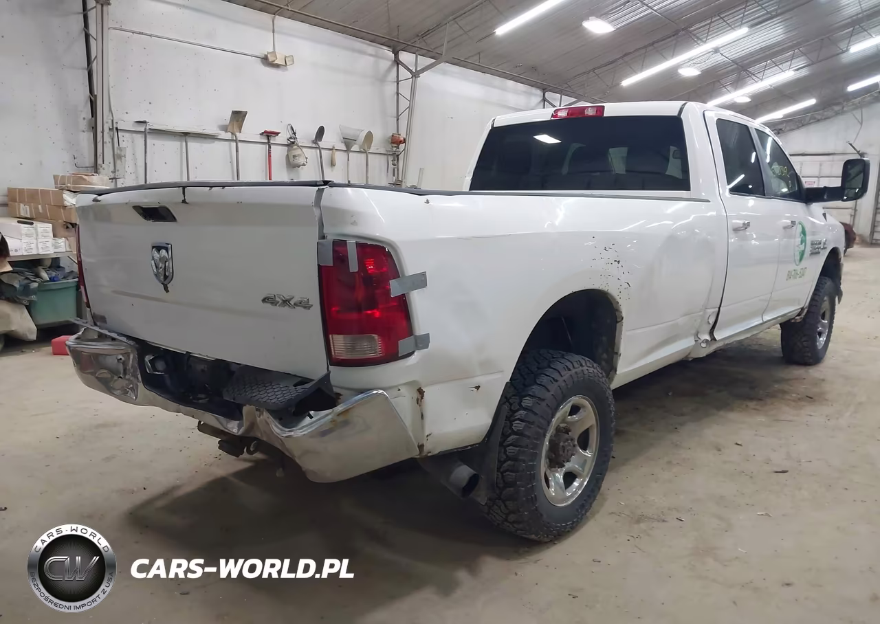 2013 Ram 2500 Tradesman VIN:3C6UR5HL9DG545741 - 4