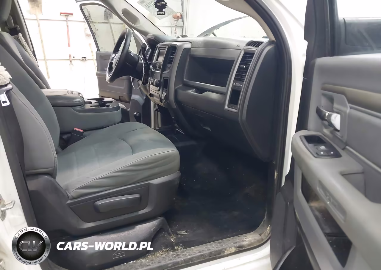 2013 Ram 2500 Tradesman VIN:3C6UR5HL9DG545741 - 5