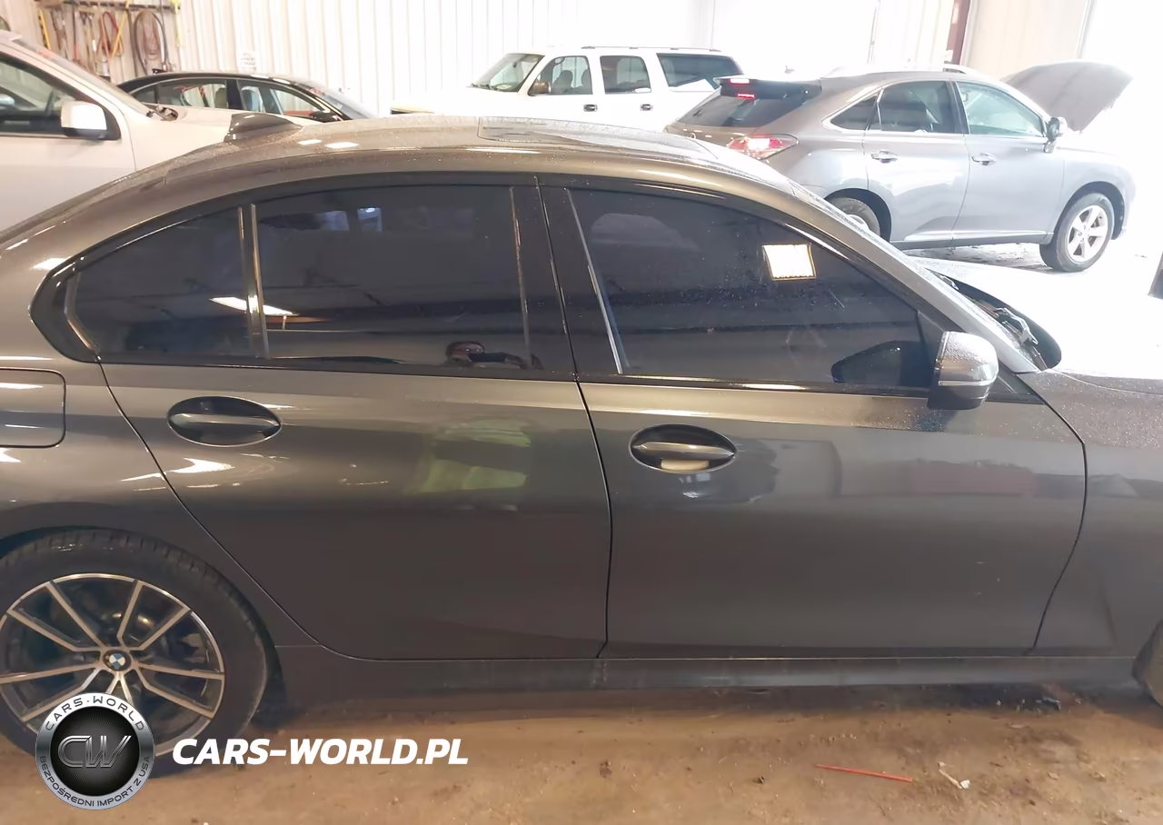 2020 BMW 330I xDrive VIN:3MW5R7J02L8B11479 - 13